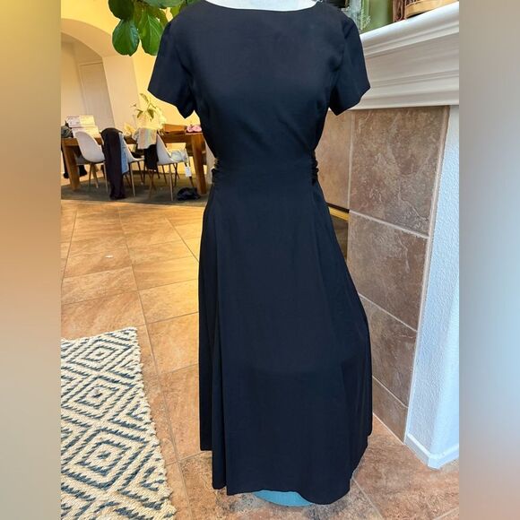 Vintage 1940s/50s Custom Matte Satin Hourglass Dress | Hollywood Event Piece. - Picture 8 of 10